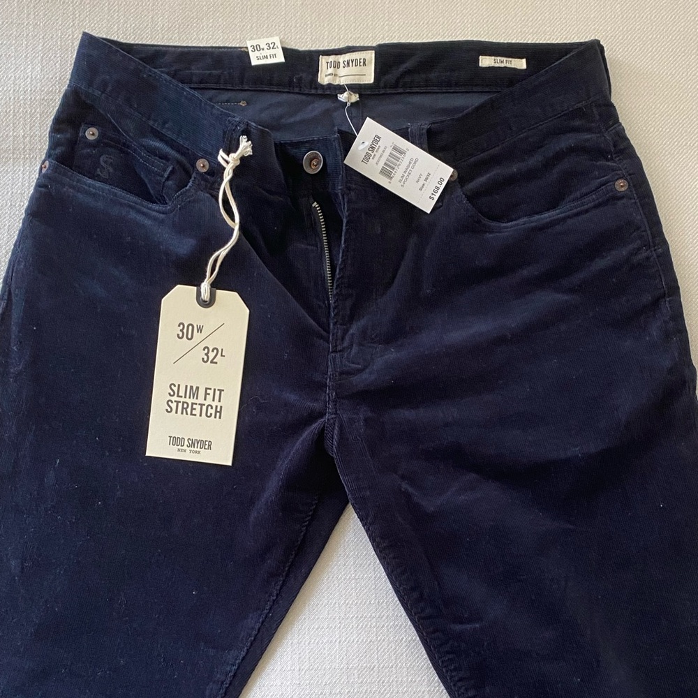 TODD SNYDER SLIM FIT 5-POCKET ITALIAN CORDUROY PANT IN NAVY - Sz. 30W x 32L